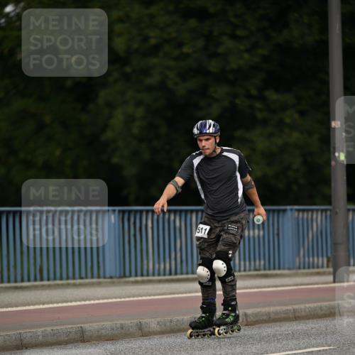 29.06.2025 - hella hamburg halbmarathon Dr. Thomas Lammeyer http://msf.ph/oto/8146147 29.06.2025 09:15:53 Kennedybrücke  meine-sportfotos.de