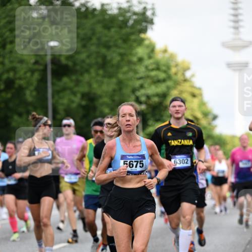 29.06.2025 - hella hamburg halbmarathon Dr. Thomas Lammeyer http://msf.ph/oto/8146170 29.06.2025 10:05:34 Kennedybrücke 1526, 1653, 1722, 1724, 2091, 2167, 2490, 2806, 2936, 2957, 3425, 3663, 3976, 4319, 4322, 4370, 5675, 6087, 6281, 0000, 6302, 6921, 6924, 7287, 7658, 7846, 8030, 8046, 8191, 8392, 8578, 8632, 8822, 8926, 10074, 10281, 10301, 10576, 10915, 11043 meine-sportfotos.de