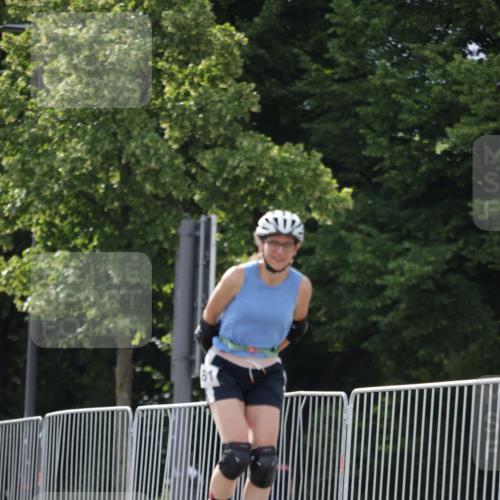 29.06.2025 - hella hamburg halbmarathon Jannik Wohlers http://msf.ph/oto/8146178 29.06.2025 09:09:01 Lombardsbrücke  meine-sportfotos.de