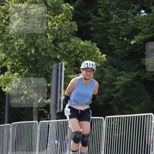 29.06.2025 - hella hamburg halbmarathon Jannik Wohlers http://msf.ph/oto/8146184 29.06.2025 09:09:01 Lombardsbrücke  meine-sportfotos.de