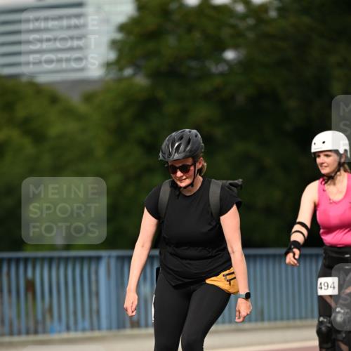 29.06.2025 - hella hamburg halbmarathon Dr. Thomas Lammeyer http://msf.ph/oto/8146201 29.06.2025 09:16:27 Kennedybrücke  meine-sportfotos.de