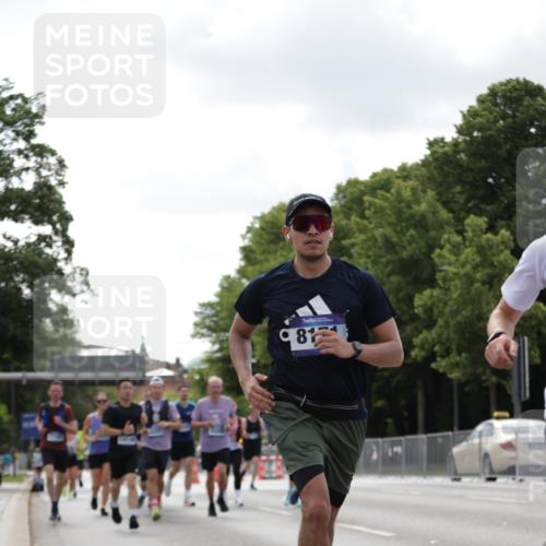 29.06.2025 - hella hamburg halbmarathon Jannik Wohlers http://msf.ph/oto/8146210 29.06.2025 10:10:50 Lombardsbrücke 1723, 2868, 3837, 4287, 5254, 5653, 7271, 8171, 8206, 8207, 8368, 8561, 9119, 10196, 11149, 12286, 12571, 12836, 13603, 14022, 14149, 15009, 15252, 15908, 16383, 17142, 17500, 17787, 19172, 19241 meine-sportfotos.de