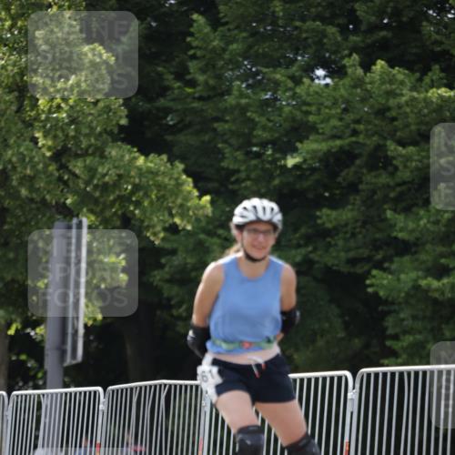 29.06.2025 - hella hamburg halbmarathon Jannik Wohlers http://msf.ph/oto/8146219 29.06.2025 09:09:01 Lombardsbrücke  meine-sportfotos.de