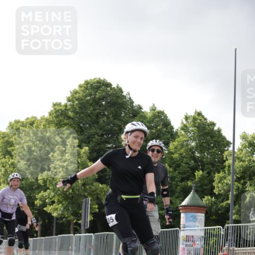 29.06.2025 - hella hamburg halbmarathon Jannik Wohlers http://msf.ph/oto/8146278 29.06.2025 09:09:04 Lombardsbrücke  meine-sportfotos.de