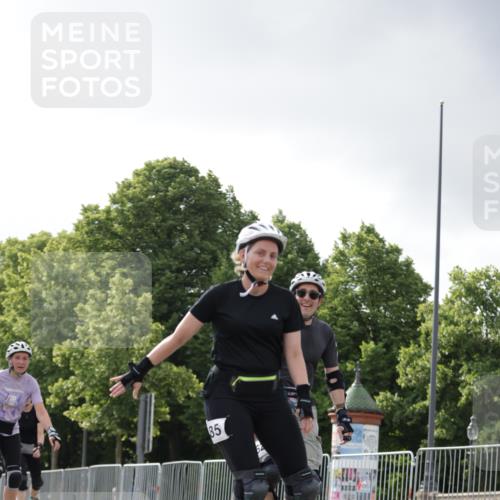 29.06.2025 - hella hamburg halbmarathon Jannik Wohlers http://msf.ph/oto/8146287 29.06.2025 09:09:04 Lombardsbrücke  meine-sportfotos.de