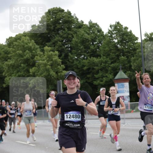 29.06.2025 - hella hamburg halbmarathon Jannik Wohlers http://msf.ph/oto/8146295 29.06.2025 10:47:39 Lombardsbrücke 1157, 1174, 1175, 1392, 1701, 2163, 2197, 2418, 2545, 2650, 2958, 3049, 3468, 3679, 4327, 4856, 5886, 5952, 7240, 7393, 7394, 7427, 7916, 8077, 8310, 8521, 8774, 9356, 9696, 9697, 9921, 10777, 10794, 11548, 11742, 11781, 12157, 12480, 13377, 13529, 14050, 14222, 14800, 15357, 15541, 15730, 16141, 16722, 17325, 17339, 17562, 17563, 17957, 18001, 18262, 18352, 18480, 19101 meine-sportfotos.de