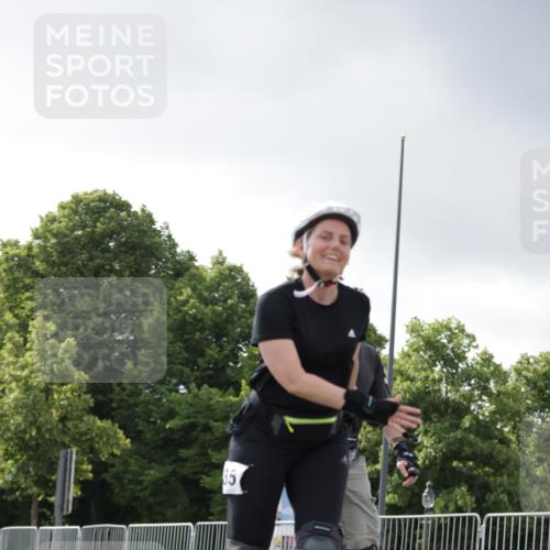 29.06.2025 - hella hamburg halbmarathon Jannik Wohlers http://msf.ph/oto/8146315 29.06.2025 09:09:04 Lombardsbrücke  meine-sportfotos.de