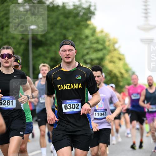 29.06.2025 - hella hamburg halbmarathon Dr. Thomas Lammeyer http://msf.ph/oto/8146337 29.06.2025 10:05:36 Kennedybrücke 1526, 1653, 1722, 1724, 2091, 2167, 2490, 2806, 2936, 2957, 3425, 3663, 3976, 4319, 4322, 4370, 5603, 5675, 6087, 6281, 0000, 6302, 6921, 7287, 7658, 7846, 8030, 8046, 8191, 8392, 8578, 8632, 8822, 8926, 10074, 10281, 10301, 10576, 10915, 11043 meine-sportfotos.de