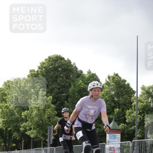 29.06.2025 - hella hamburg halbmarathon Jannik Wohlers http://msf.ph/oto/8146341 29.06.2025 09:09:05 Lombardsbrücke  meine-sportfotos.de