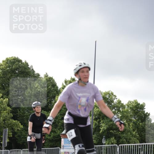 29.06.2025 - hella hamburg halbmarathon Jannik Wohlers http://msf.ph/oto/8146375 29.06.2025 09:09:06 Lombardsbrücke  meine-sportfotos.de