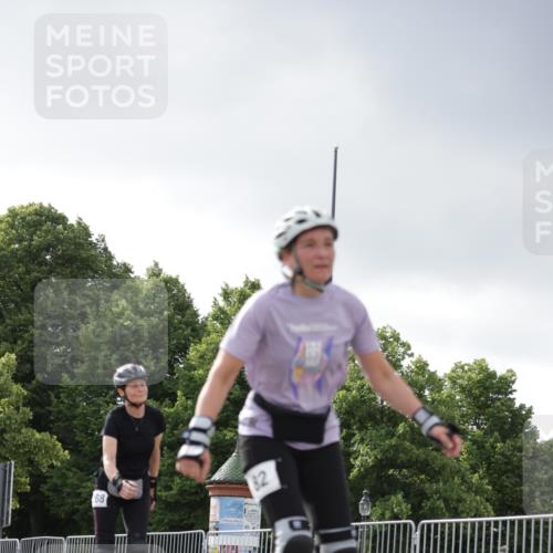 29.06.2025 - hella hamburg halbmarathon Jannik Wohlers http://msf.ph/oto/8146377 29.06.2025 09:09:06 Lombardsbrücke  meine-sportfotos.de
