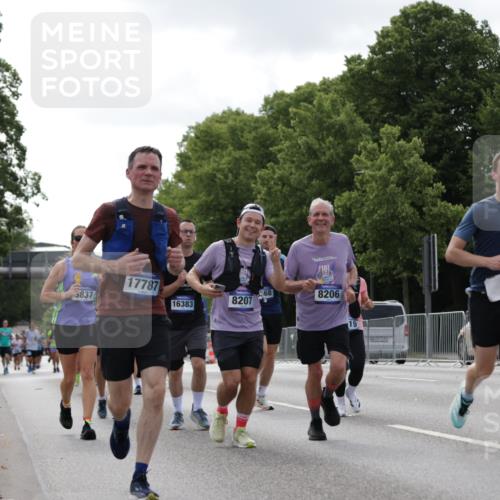 29.06.2025 - hella hamburg halbmarathon Jannik Wohlers http://msf.ph/oto/8146386 29.06.2025 10:10:54 Lombardsbrücke 1723, 3837, 5254, 7271, 8171, 8206, 8207, 8368, 8561, 9119, 10196, 10372, 11149, 11755, 12286, 13603, 14149, 15009, 15252, 15797, 15908, 16383, 17142, 17787, 18382, 19172, 19241 meine-sportfotos.de