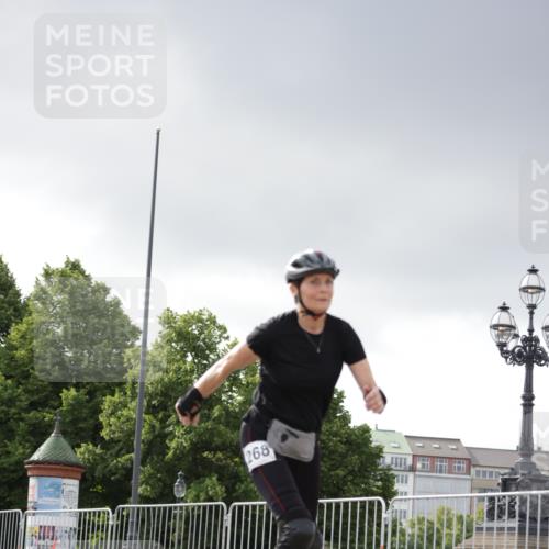 29.06.2025 - hella hamburg halbmarathon Jannik Wohlers http://msf.ph/oto/8146408 29.06.2025 09:09:07 Lombardsbrücke  meine-sportfotos.de