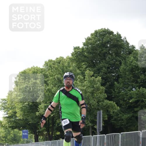 29.06.2025 - hella hamburg halbmarathon Jannik Wohlers http://msf.ph/oto/8146453 29.06.2025 09:09:10 Lombardsbrücke  meine-sportfotos.de