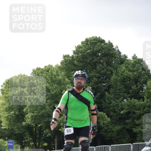 29.06.2025 - hella hamburg halbmarathon Jannik Wohlers http://msf.ph/oto/8146480 29.06.2025 09:09:10 Lombardsbrücke  meine-sportfotos.de