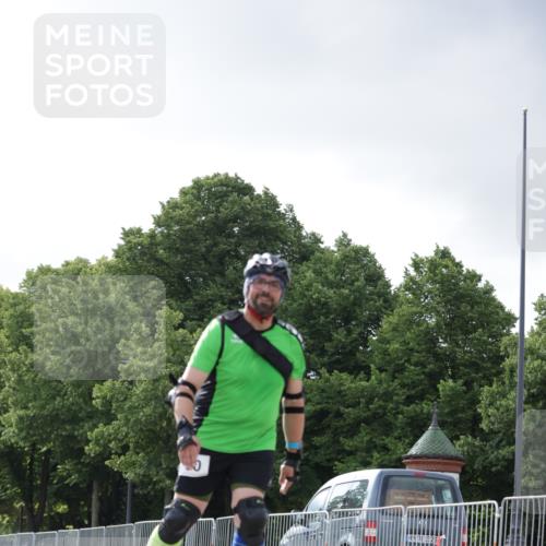 29.06.2025 - hella hamburg halbmarathon Jannik Wohlers http://msf.ph/oto/8146499 29.06.2025 09:09:10 Lombardsbrücke  meine-sportfotos.de