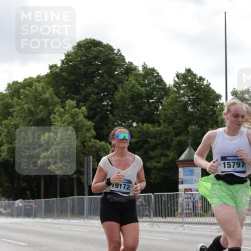 29.06.2025 - hella hamburg halbmarathon Jannik Wohlers http://msf.ph/oto/8146599 29.06.2025 10:11:00 Lombardsbrücke 1723, 1866, 3837, 5254, 8115, 8171, 8206, 8207, 8368, 9119, 10196, 10372, 11149, 11321, 11755, 12286, 13603, 13939, 14008, 14149, 15252, 15797, 15908, 16383, 17787, 18382, 19172, 19241 meine-sportfotos.de