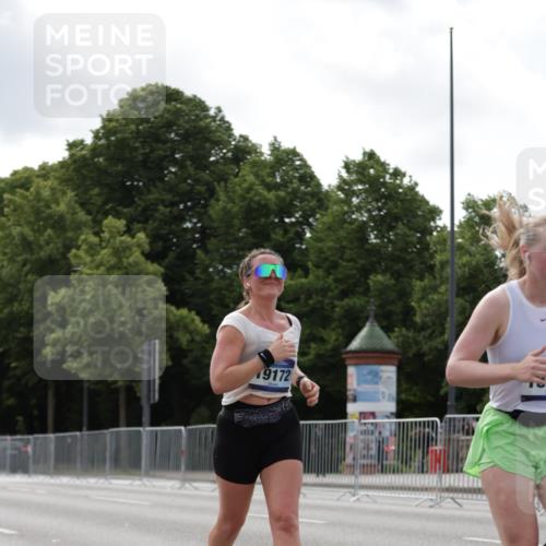 29.06.2025 - hella hamburg halbmarathon Jannik Wohlers http://msf.ph/oto/8146612 29.06.2025 10:11:00 Lombardsbrücke 1723, 1866, 3837, 5254, 8115, 8171, 8206, 8207, 8368, 9119, 10196, 10372, 11149, 11321, 11755, 12286, 13603, 13939, 14008, 14149, 15252, 15797, 15908, 16383, 17787, 18382, 19172, 19241 meine-sportfotos.de