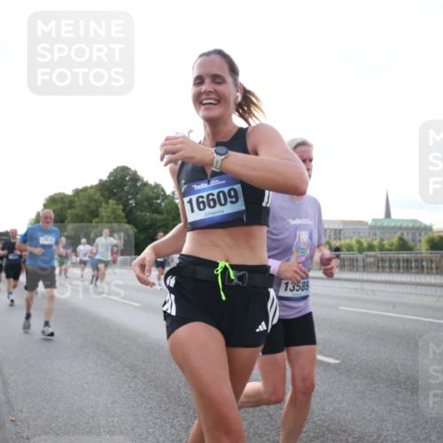 29.06.2025 - hella hamburg halbmarathon Jannik Wohlers http://msf.ph/oto/8146646 29.06.2025 09:59:21 Lombardsbrücke 1334, 1834, 1955, 2391, 2432, 3279, 3668, 3836, 4426, 4837, 5015, 5134, 5277, 6202, 6602, 7547, 8330, 8402, 8520, 8846, 9142, 9488, 9907, 9984, 10031, 11039, 11568, 11753, 11844, 12479, 12909, 13503, 13523, 13589, 13808, 13988, 14605, 14778, 14818, 14823, 14948, 15110, 15179, 15263, 15344, 15349, 15524, 15954, 16095, 16531, 16609, 17769, 17848, 17967, 18413 meine-sportfotos.de