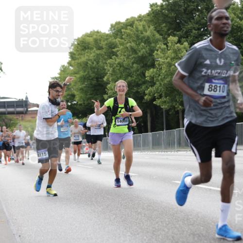 29.06.2025 - hella hamburg halbmarathon Jannik Wohlers http://msf.ph/oto/8146662 29.06.2025 10:11:09 Lombardsbrücke 1531, 1866, 8115, 8807, 8810, 10372, 10428, 11321, 11755, 13203, 13939, 14008, 15797, 15945, 17080, 17866, 18278, 18382, 19172 meine-sportfotos.de