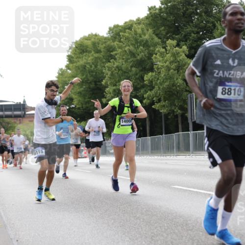 29.06.2025 - hella hamburg halbmarathon Jannik Wohlers http://msf.ph/oto/8146669 29.06.2025 10:11:09 Lombardsbrücke 1531, 1866, 8115, 8807, 8810, 10372, 10428, 11321, 11755, 13203, 13939, 14008, 15797, 15945, 17080, 17866, 18278, 18382, 19172 meine-sportfotos.de