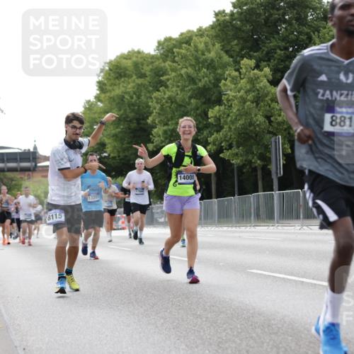29.06.2025 - hella hamburg halbmarathon Jannik Wohlers http://msf.ph/oto/8146674 29.06.2025 10:11:10 Lombardsbrücke 1531, 1866, 4227, 8115, 8807, 8810, 10372, 10428, 11321, 11755, 13203, 13939, 14008, 15797, 15945, 17080, 17866, 18278, 18382, 19172 meine-sportfotos.de