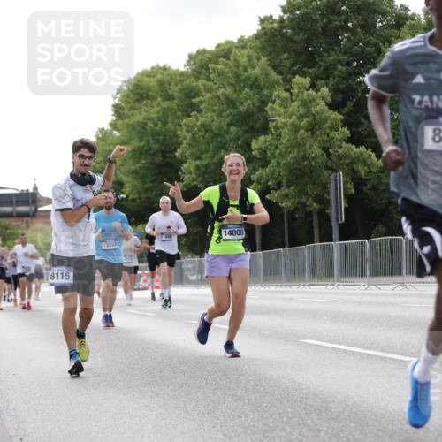 29.06.2025 - hella hamburg halbmarathon Jannik Wohlers http://msf.ph/oto/8146680 29.06.2025 10:11:10 Lombardsbrücke 1531, 1866, 4227, 8115, 8807, 8810, 10372, 10428, 11321, 11755, 13203, 13939, 14008, 15797, 15945, 17080, 17866, 18278, 18382, 19172 meine-sportfotos.de