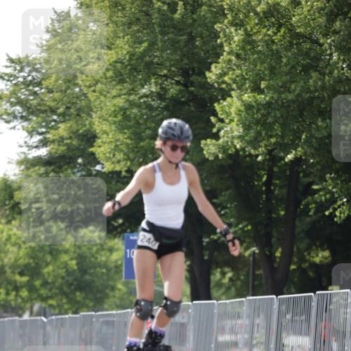 29.06.2025 - hella hamburg halbmarathon Jannik Wohlers http://msf.ph/oto/8146685 29.06.2025 09:09:17 Lombardsbrücke  meine-sportfotos.de