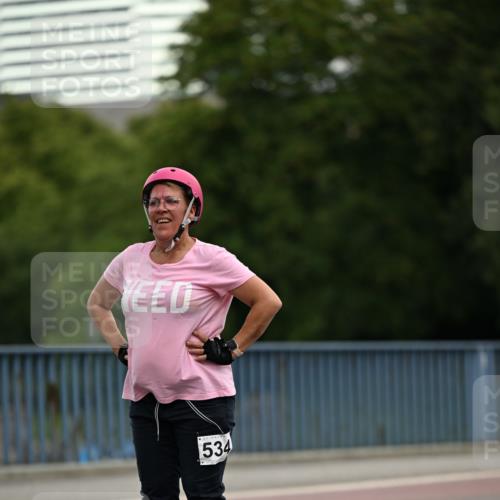 29.06.2025 - hella hamburg halbmarathon Dr. Thomas Lammeyer http://msf.ph/oto/8146690 29.06.2025 09:18:45 Kennedybrücke  meine-sportfotos.de