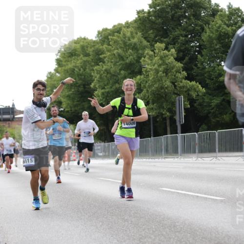 29.06.2025 - hella hamburg halbmarathon Jannik Wohlers http://msf.ph/oto/8146692 29.06.2025 10:11:10 Lombardsbrücke 1531, 1866, 4227, 8115, 8807, 8810, 10372, 10428, 11321, 11755, 13203, 13939, 14008, 15797, 15945, 17080, 17866, 18278, 18382, 19172 meine-sportfotos.de