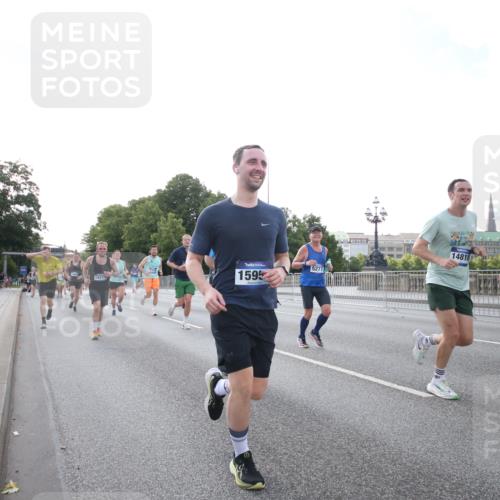 29.06.2025 - hella hamburg halbmarathon Jannik Wohlers http://msf.ph/oto/8146727 29.06.2025 09:59:24 Lombardsbrücke 1834, 1914, 1955, 2348, 2364, 2391, 2432, 2676, 2910, 3279, 3668, 3836, 4426, 4772, 4837, 5015, 5134, 5277, 6174, 6201, 6202, 6587, 6602, 7547, 8223, 8285, 8330, 8402, 9142, 9611, 9984, 10031, 10093, 10337, 11039, 11366, 11568, 11753, 11797, 11799, 11844, 12479, 13503, 13523, 13589, 13808, 13988, 14605, 14778, 14818, 15110, 15179, 15263, 15344, 15349, 15954, 16095, 16531, 16609, 17160, 17769, 17848, 17967, 18413 meine-sportfotos.de
