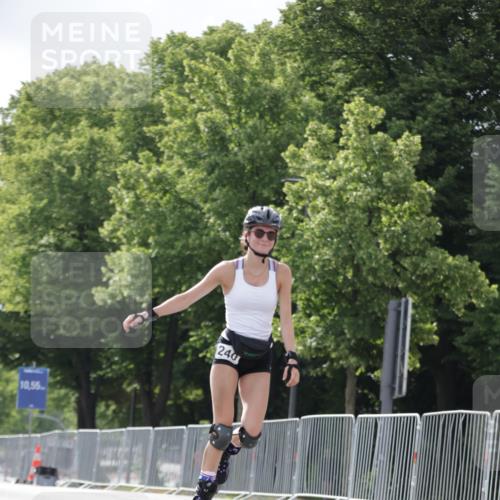 29.06.2025 - hella hamburg halbmarathon Jannik Wohlers http://msf.ph/oto/8146730 29.06.2025 09:09:19 Lombardsbrücke  meine-sportfotos.de
