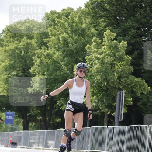 29.06.2025 - hella hamburg halbmarathon Jannik Wohlers http://msf.ph/oto/8146735 29.06.2025 09:09:19 Lombardsbrücke  meine-sportfotos.de