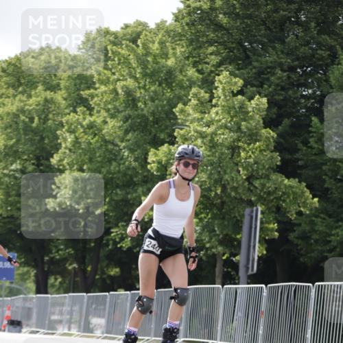 29.06.2025 - hella hamburg halbmarathon Jannik Wohlers http://msf.ph/oto/8146752 29.06.2025 09:09:19 Lombardsbrücke  meine-sportfotos.de
