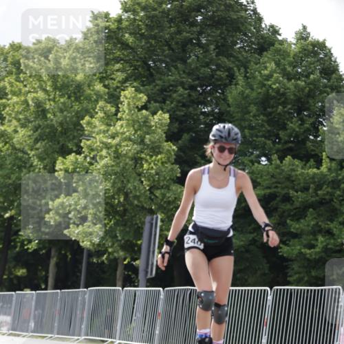 29.06.2025 - hella hamburg halbmarathon Jannik Wohlers http://msf.ph/oto/8146832 29.06.2025 09:09:20 Lombardsbrücke  meine-sportfotos.de