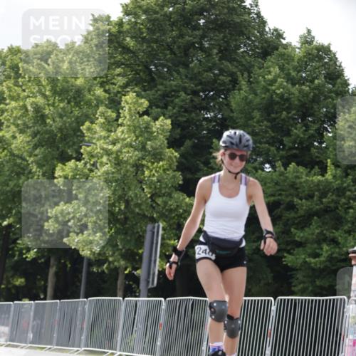 29.06.2025 - hella hamburg halbmarathon Jannik Wohlers http://msf.ph/oto/8146838 29.06.2025 09:09:20 Lombardsbrücke  meine-sportfotos.de