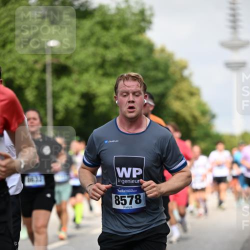29.06.2025 - hella hamburg halbmarathon Dr. Thomas Lammeyer http://msf.ph/oto/8146842 29.06.2025 10:05:46 Kennedybrücke 1464, 1653, 1722, 1724, 1881, 2167, 2591, 2806, 2957, 3039, 3199, 3663, 3976, 4322, 5547, 5602, 5603, 5675, 6281, 0000, 6302, 6327, 6438, 6921, 7189, 7223, 7846, 8191, 8392, 8578, 8632, 8822, 8926, 9230, 10074, 10281, 10301, 10882, 10915, 11043 meine-sportfotos.de