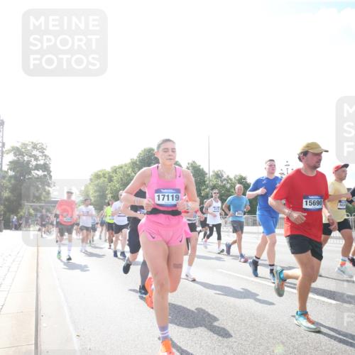 29.06.2025 - hella hamburg halbmarathon Jannik Wohlers http://msf.ph/oto/8146847 29.06.2025 10:00:01 Lombardsbrücke 1019, 1180, 1526, 1544, 1568, 1681, 2027, 2086, 2346, 2426, 2606, 2652, 2730, 2982, 3042, 3177, 3319, 3400, 3794, 3861, 4419, 4579, 4594, 4767, 4813, 4940, 4945, 5643, 5728, 6082, 6084, 6104, 6220, 6260, 6470, 6891, 7159, 8531, 8669, 9450, 9485, 9622, 10044, 10582, 10587, 10665, 10766, 10797, 11083, 11324, 11499, 11523, 11527, 11605, 11846, 11960, 11992, 12515, 12646, 12773, 12774, 12879, 13234, 13236, 13376, 13459, 13512, 14135, 14348, 15189, 16418, 17145 meine-sportfotos.de