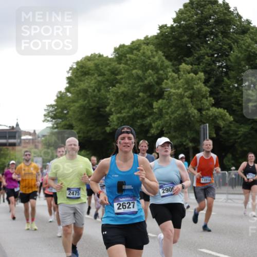 29.06.2025 - hella hamburg halbmarathon Jannik Wohlers http://msf.ph/oto/8146863 29.06.2025 10:48:02 Lombardsbrücke 1142, 1645, 2195, 2475, 2627, 2756, 2909, 3224, 3320, 3504, 3661, 4588, 5585, 5781, 6143, 7532, 8461, 8948, 9775, 9787, 10059, 10145, 12022, 12152, 12192, 12439, 12452, 12932, 13559, 13675, 13814, 13914, 15489, 15593, 15715, 16368, 16498, 16499, 16669, 16693, 16935, 16965, 17631, 17930, 18248, 18967 meine-sportfotos.de