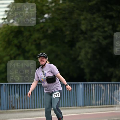 29.06.2025 - hella hamburg halbmarathon Dr. Thomas Lammeyer http://msf.ph/oto/8146889 29.06.2025 09:19:03 Kennedybrücke  meine-sportfotos.de
