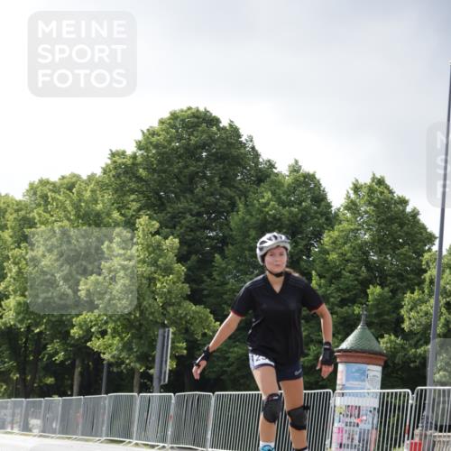 29.06.2025 - hella hamburg halbmarathon Jannik Wohlers http://msf.ph/oto/8146905 29.06.2025 09:09:23 Lombardsbrücke  meine-sportfotos.de