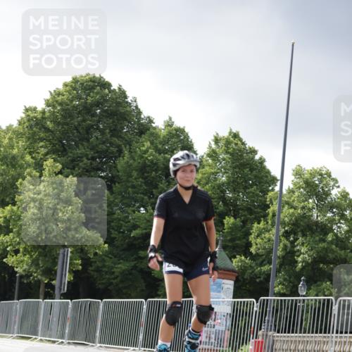 29.06.2025 - hella hamburg halbmarathon Jannik Wohlers http://msf.ph/oto/8146929 29.06.2025 09:09:23 Lombardsbrücke  meine-sportfotos.de