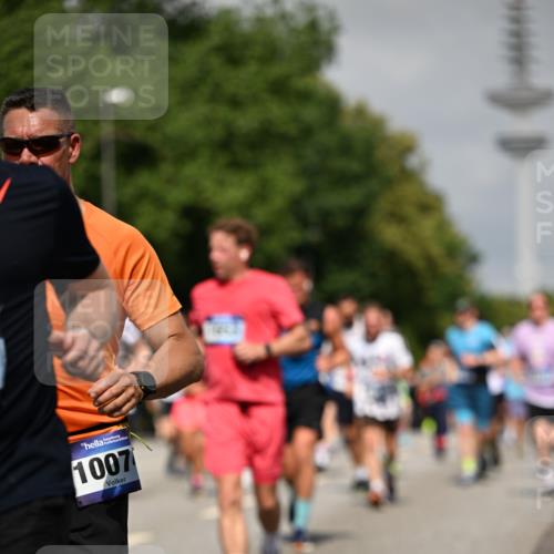 29.06.2025 - hella hamburg halbmarathon Dr. Thomas Lammeyer http://msf.ph/oto/8146933 29.06.2025 10:05:48 Kennedybrücke 1329, 1464, 1653, 1722, 1724, 1881, 2167, 2591, 2806, 2957, 3039, 3199, 3663, 3976, 4322, 4649, 5547, 5602, 5603, 6281, 0000, 6302, 6327, 6438, 6921, 7189, 7223, 7846, 8191, 8392, 8578, 8632, 8822, 8926, 9230, 10074, 10281, 10301, 10882, 10915, 11043 meine-sportfotos.de