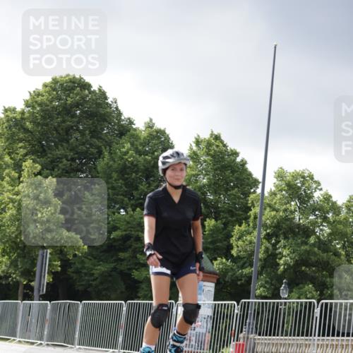 29.06.2025 - hella hamburg halbmarathon Jannik Wohlers http://msf.ph/oto/8146934 29.06.2025 09:09:23 Lombardsbrücke  meine-sportfotos.de