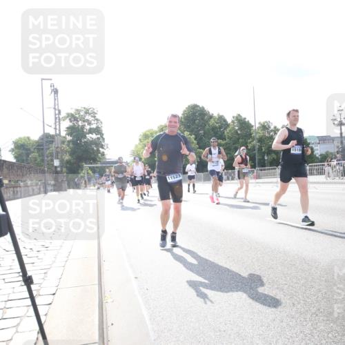 29.06.2025 - hella hamburg halbmarathon Jannik Wohlers http://msf.ph/oto/8146943 29.06.2025 10:00:08 Lombardsbrücke 1019, 1526, 1544, 1568, 1583, 1681, 2027, 2086, 2236, 2346, 2426, 2474, 2606, 2652, 2982, 3042, 3319, 3400, 3794, 4419, 4579, 4594, 4767, 4813, 4940, 4945, 5643, 6138, 6220, 6443, 6470, 8669, 9450, 9485, 9622, 10587, 10599, 10665, 10746, 10797, 11324, 11499, 11523, 11527, 11605, 11960, 12515, 12646, 12773, 12879, 13234, 13236, 13376, 13459, 13512, 13558, 14135, 14348, 15189, 15980, 16418, 17145, 18762 meine-sportfotos.de