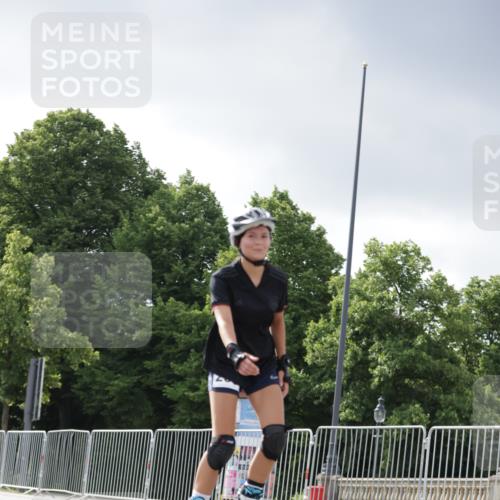 29.06.2025 - hella hamburg halbmarathon Jannik Wohlers http://msf.ph/oto/8146944 29.06.2025 09:09:23 Lombardsbrücke  meine-sportfotos.de