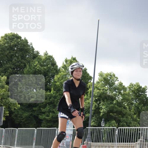 29.06.2025 - hella hamburg halbmarathon Jannik Wohlers http://msf.ph/oto/8146955 29.06.2025 09:09:23 Lombardsbrücke  meine-sportfotos.de
