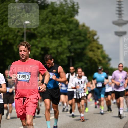 29.06.2025 - hella hamburg halbmarathon Dr. Thomas Lammeyer http://msf.ph/oto/8146965 29.06.2025 10:05:49 Kennedybrücke 1329, 1464, 1653, 1722, 1724, 1881, 2167, 2591, 2806, 2957, 3039, 3199, 3663, 3976, 4322, 4649, 5547, 5602, 5603, 0000, 6327, 6438, 6921, 7189, 7223, 7846, 8191, 8578, 8632, 8822, 8926, 9230, 10074, 10281, 10301, 10882, 10915, 11043 meine-sportfotos.de