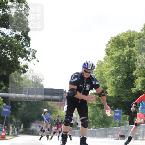 29.06.2025 - hella hamburg halbmarathon Jannik Wohlers http://msf.ph/oto/8147036 29.06.2025 09:09:27 Lombardsbrücke  meine-sportfotos.de