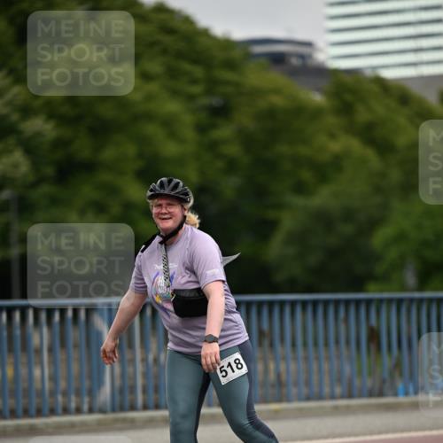 29.06.2025 - hella hamburg halbmarathon Dr. Thomas Lammeyer http://msf.ph/oto/8147091 29.06.2025 09:19:04 Kennedybrücke  meine-sportfotos.de